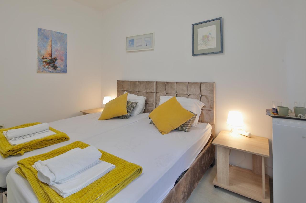 Aviator Apartments & Rooms Nikola Tesla Airport Belgrade Surčin Buitenkant foto